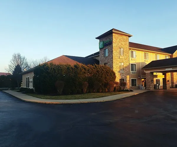 Holiday Inn Express Hocking Hills-Logan, an IHG Hotel