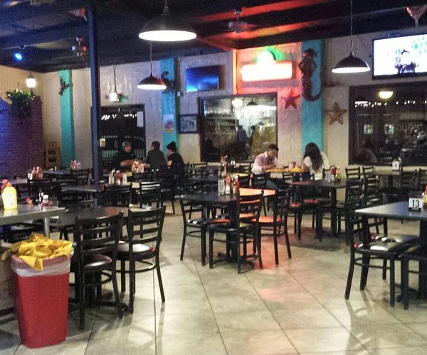 Mariscos El Rincon Bar & Grill